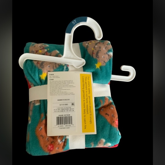 NWT Cat & Jack long sleeve pajama set size 5T - Picture 2 of 2